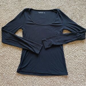 Abercrombie & Fitch Soft AF Long Sleeve Tibbed Tee (s)